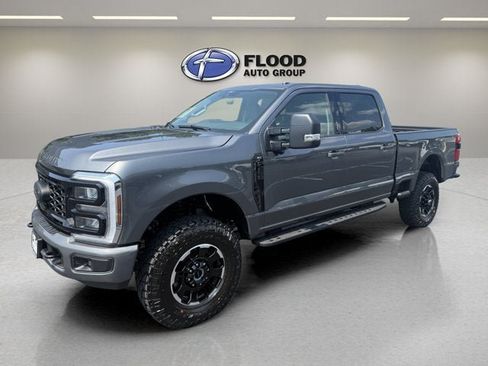 New 2026 Ford F250 XLT w/ XLT Premium Package AWD/4WD image 3
