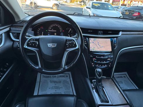 Used 2018 Cadillac XTS Luxury image 23
