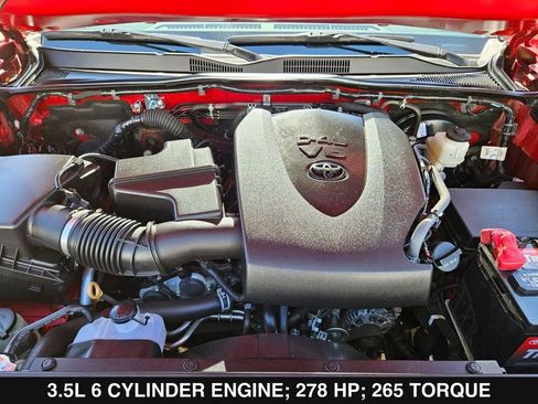 Used 2022 Toyota Tacoma TRD Sport w/ Technology Package RWD image 36