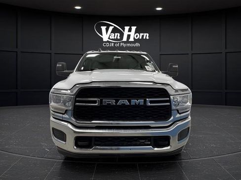 New 2024 RAM 3500 Tradesman image 9