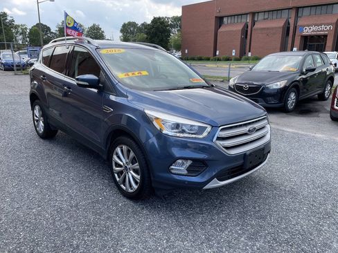 Used 2018 Ford Escape Titanium AWD/4WD image 6