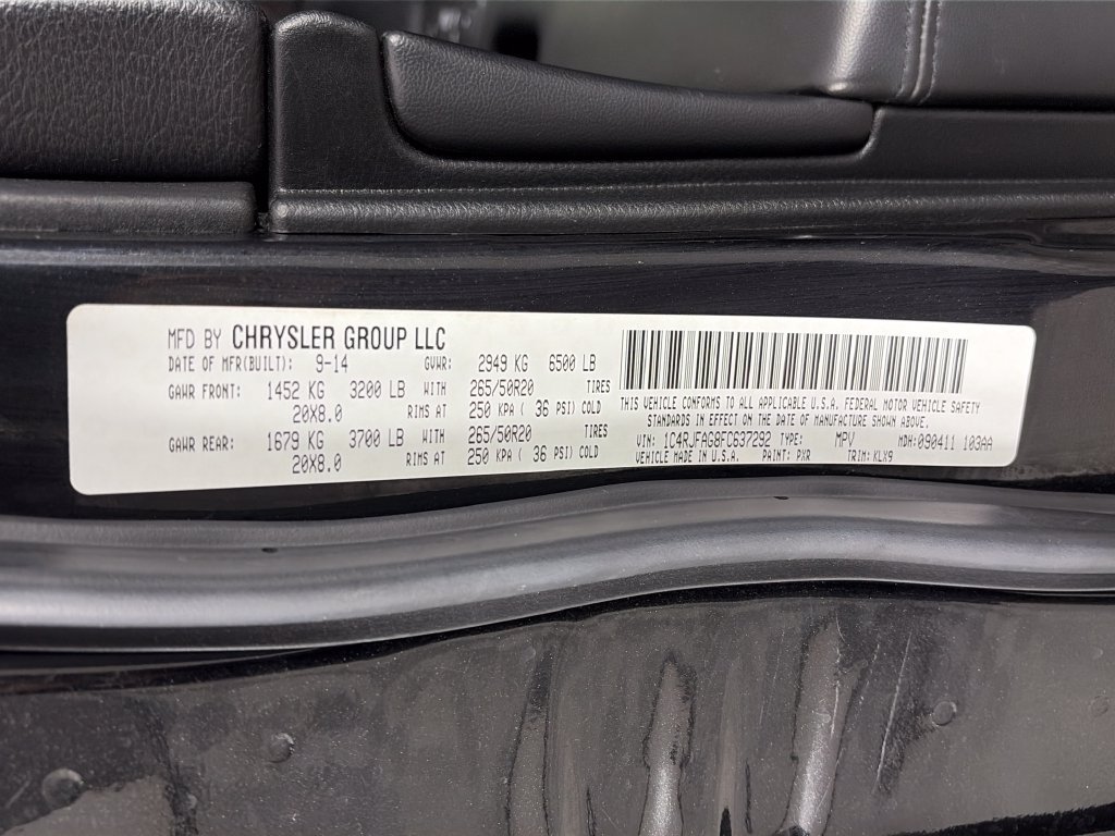 Used 2015 Jeep Grand Cherokee Altitude AWD/4WD image 9