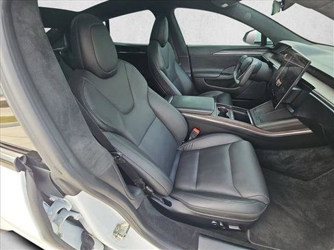 Used 2022 Tesla Model S image 21