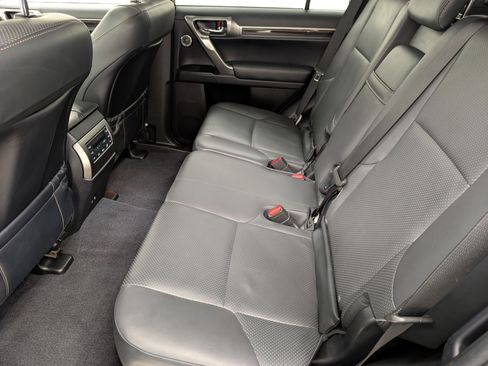 Used 2022 Lexus GX 460 Luxury w/ Accessory Package image 28