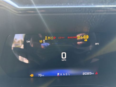 Used 2023 Chevrolet Colorado LT w/ LT Convenience Package II image 18