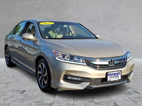 Used 2017 Honda Accord EX-L image 3