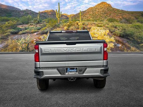 Used 2022 Chevrolet Silverado 1500 Custom w/ Safety Confidence Package image 6