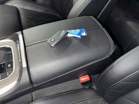 Certified 2024 BMW X5 sDrive40i w/ Executive Package image 29