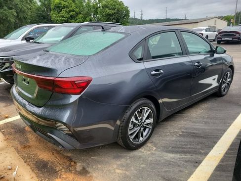 Used 2024 Kia Forte LXS FWD image 6