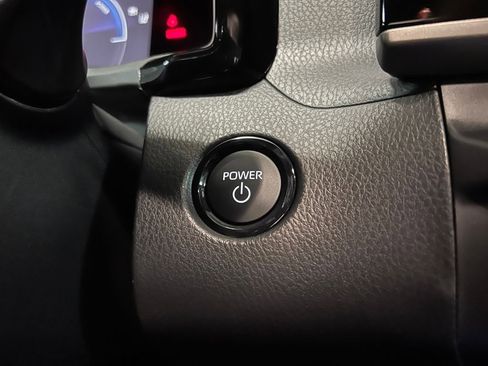 New 2026 Toyota Camry Hybrid FWD image 26