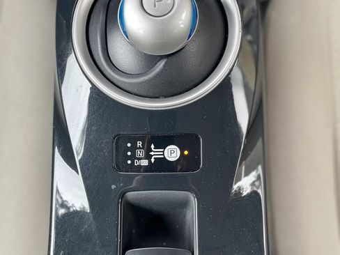 Used 2011 Nissan Leaf SL FWD image 17