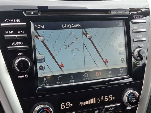 Used 2016 Nissan Murano S w/ Navigation Package AWD/4WD image 16