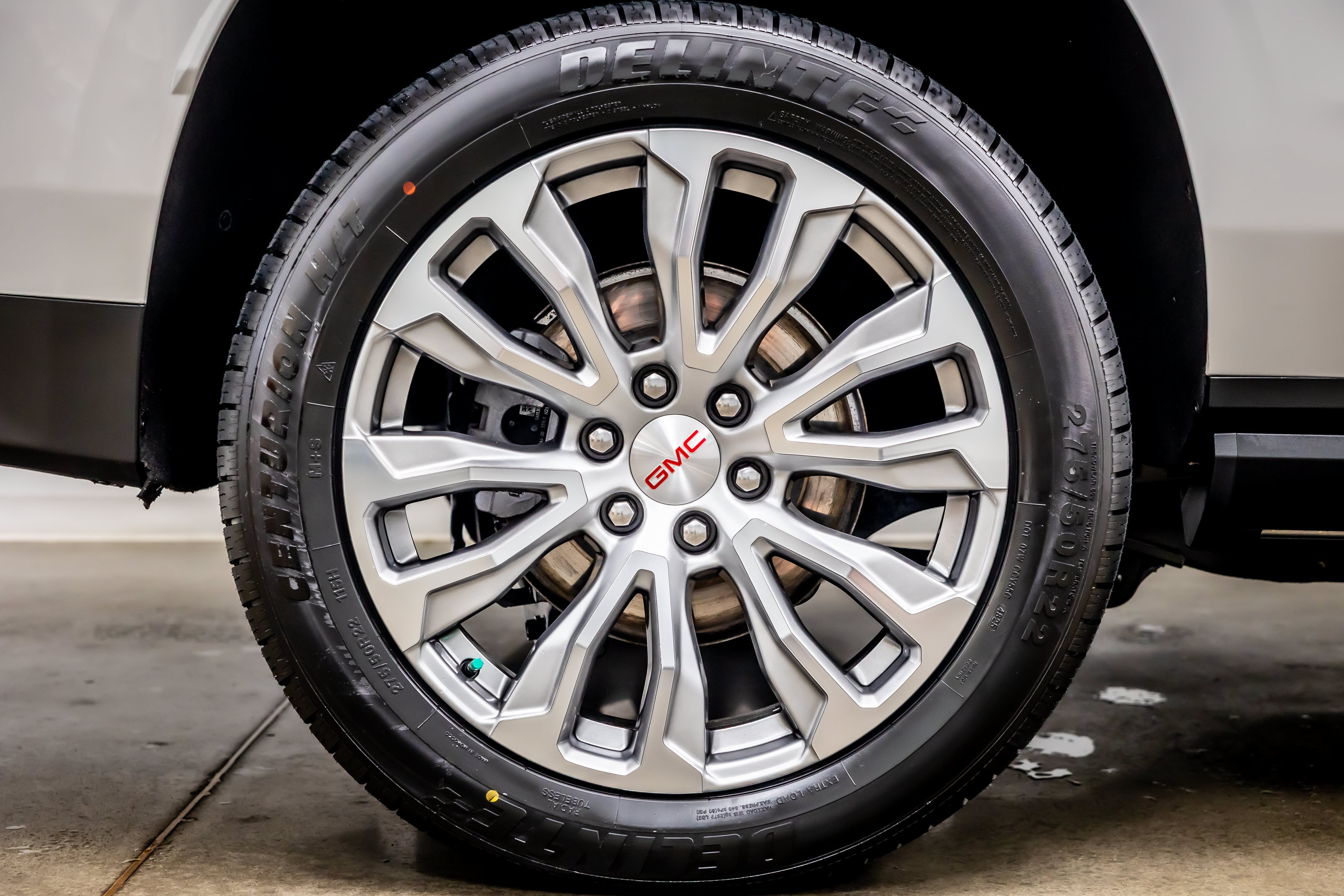 Used 2022 GMC Yukon XL Denali RWD image 38