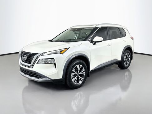 Used 2023 Nissan Rogue SV w/ SV Premium B Package FWD image 4