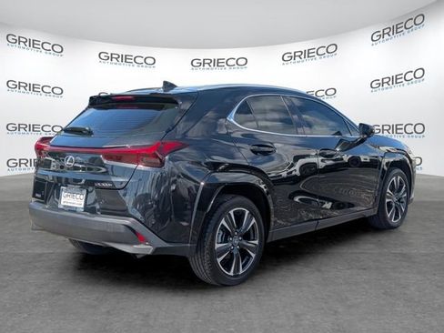 Used 2025 Lexus UX 300h FWD w/ Accessory Package (Z2) image 7