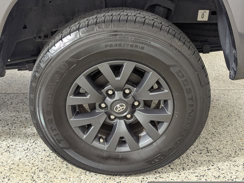 Used 2023 Toyota Tacoma SR5 RWD image 23