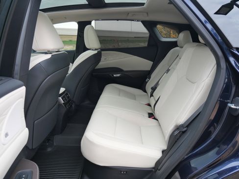 Certified 2025 Lexus RX 350 FWD image 9