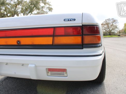 Used 1994 Chrysler LeBaron GTC image 31