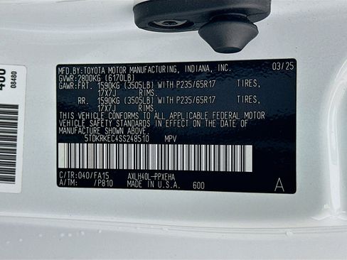 Used 2025 Toyota Sienna LE image 12