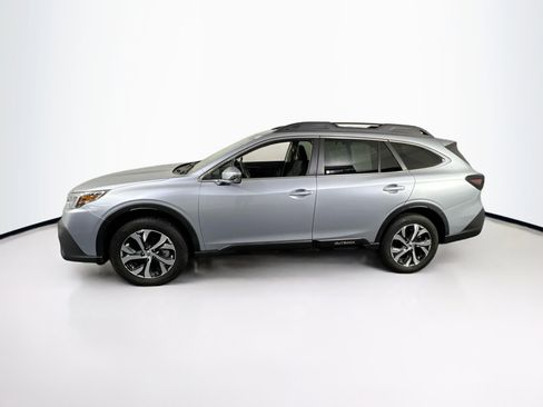 Used 2022 Subaru Outback Limited image 8