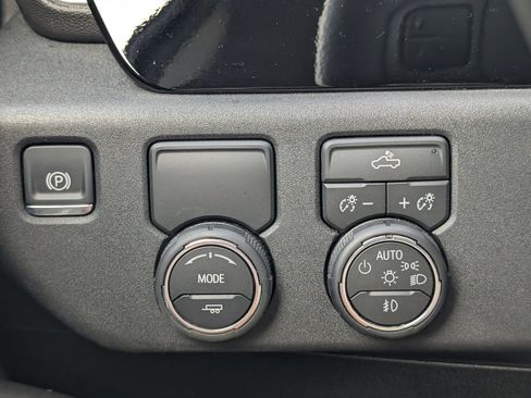 Used 2026 Chevrolet Silverado 1500 RST RWD image 23