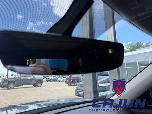 Used 2021 Volkswagen Atlas SE FWD image 18
