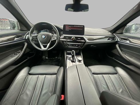 Used 2022 BMW 540i xDrive w/ Executive Package AWD/4WD image 16