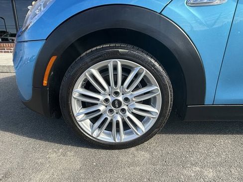 Used 2015 MINI Cooper S image 11
