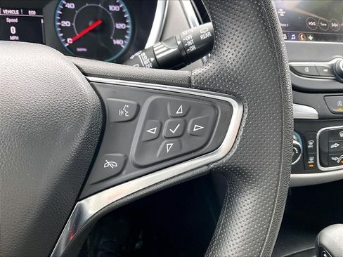 Used 2024 Chevrolet Equinox LS image 22