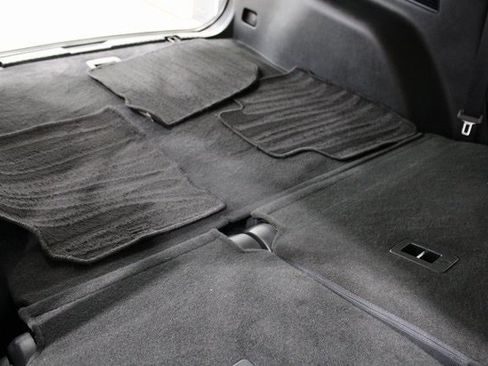 Used 2020 Ford Edge SE image 24