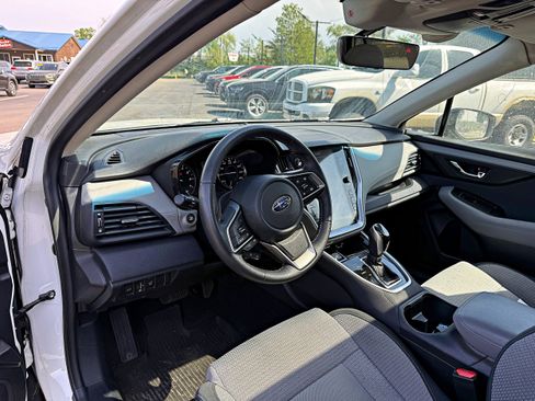 Used 2020 Subaru Outback Premium AWD/4WD image 13