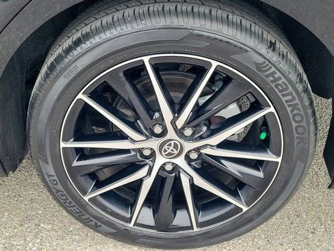 Used 2022 Toyota Camry SE w/ Audio Upgrade Package image 12