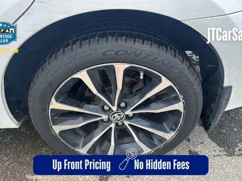 Used 2017 Toyota Corolla SE FWD image 22