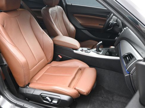 Used 2016 BMW M235i Coupe image 11