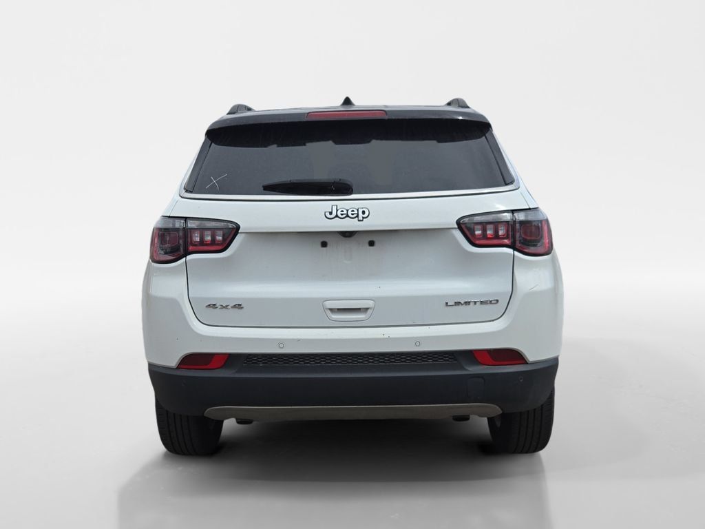 Used 2024 Jeep Compass Limited AWD/4WD image 4