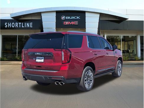 Used 2023 GMC Yukon Denali Ultimate w/ LPO, Floor Liner Package AWD/4WD image 3