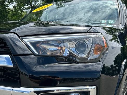 Used 2019 Toyota 4Runner Limited AWD/4WD image 10