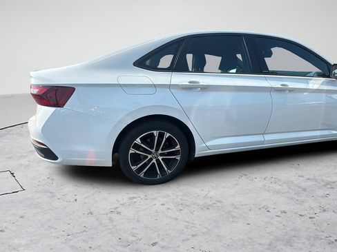 Used 2025 Volkswagen Jetta Sport FWD image 20