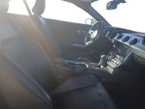 Used 2019 Ford Mustang Premium image 16