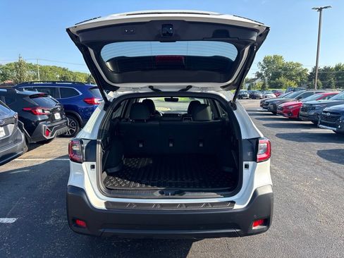 Used 2023 Subaru Outback Onyx Edition XT AWD/4WD image 7