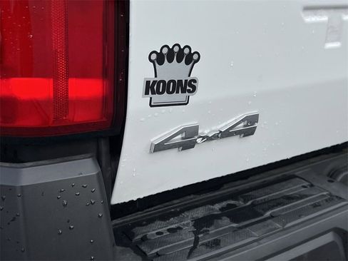 Used 2025 Toyota Tacoma SR image 28