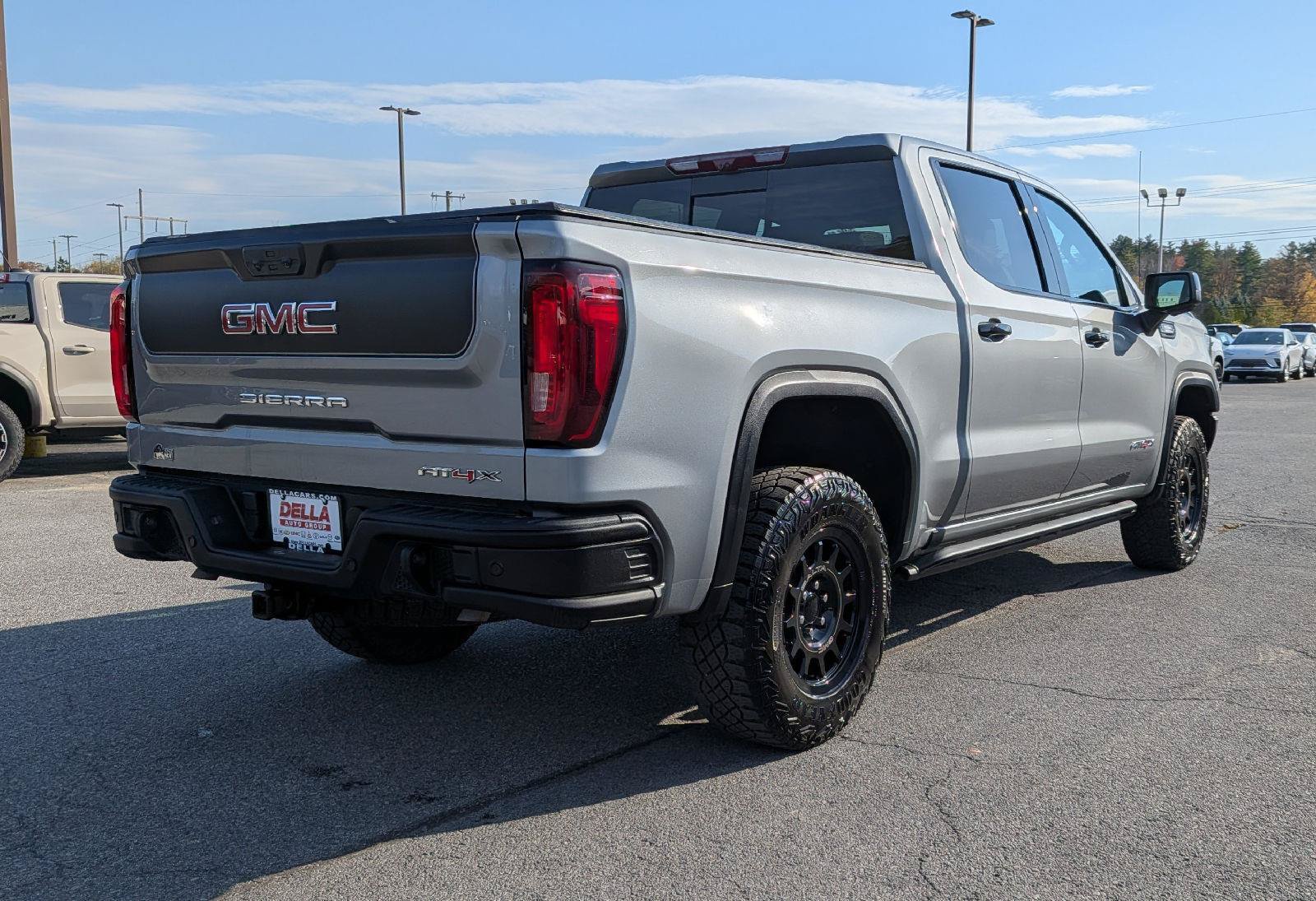 Used 2024 GMC Sierra 1500 AT4X w/ AT4X AEV Edition AWD/4WD image 8