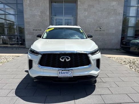 Certified 2025 INFINITI QX60 Luxe w/ Vision Package AWD/4WD image 2
