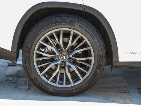 Used 2022 Lexus RX 450h F Sport image 11