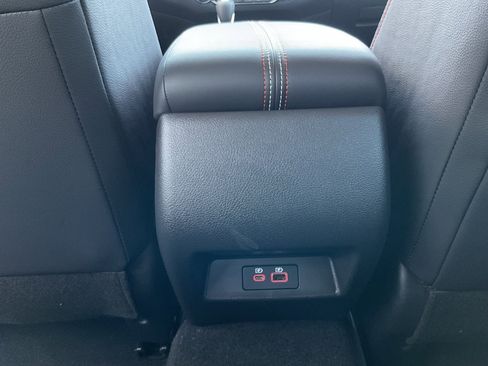 New 2025 Nissan Altima 2.5 SR image 16