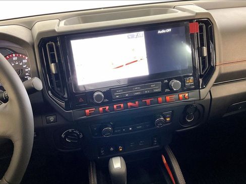 New 2026 Nissan Frontier PRO-4X w/ Pro-4x Convenience Package AWD/4WD image 10