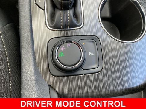 Used 2019 GMC Acadia SLT FWD image 6