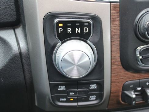 Used 2017 RAM 1500 Laramie w/ Convenience Group AWD/4WD image 36