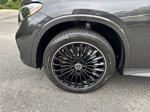 New 2026 Mercedes-Benz GLC 300 4MATIC image 9