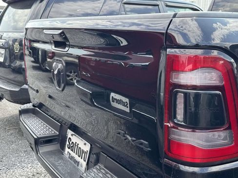 Used 2022 RAM 1500 Laramie AWD/4WD image 7
